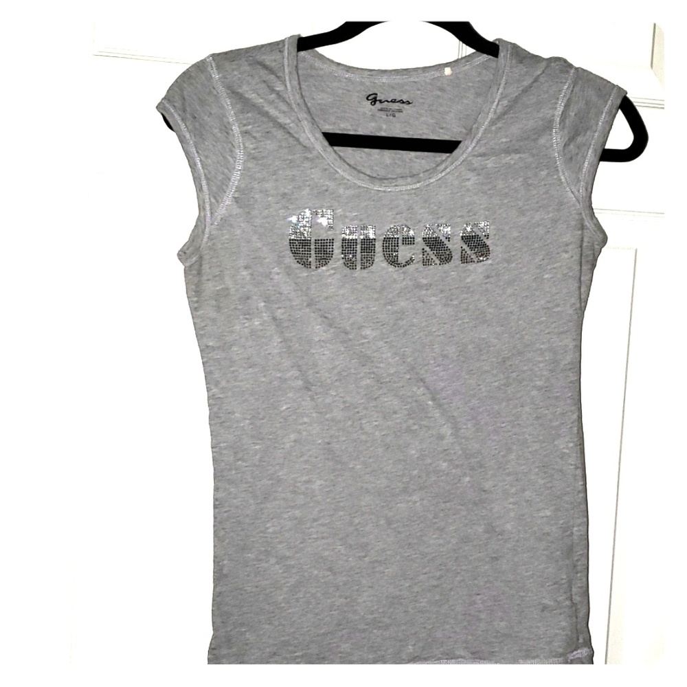Guess T-shirt